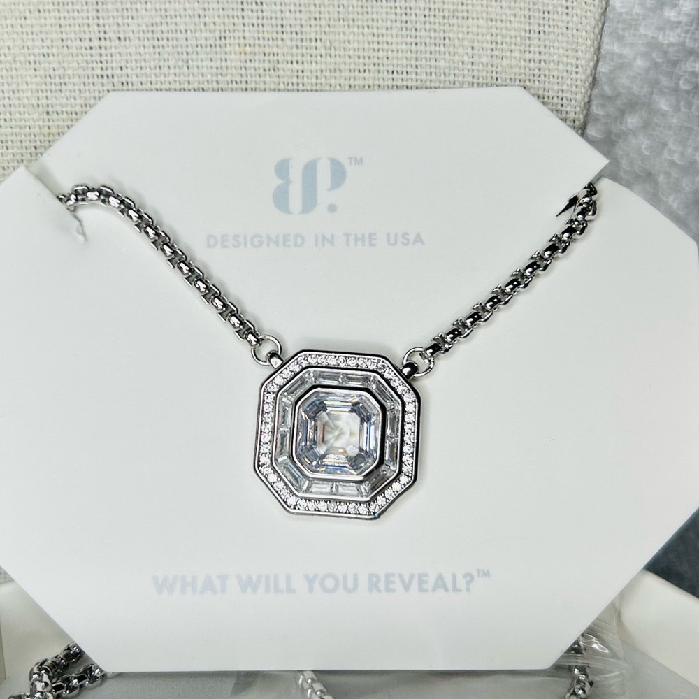 Bomb Party Diamond Cubic Zirconia Necklace on Rhodium Plating NK58025